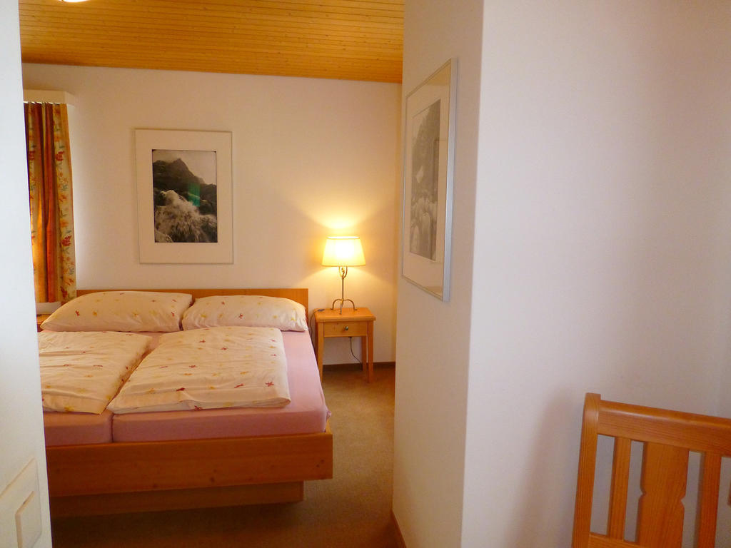 Berghotel Obersee Näfels Pokoj fotografie